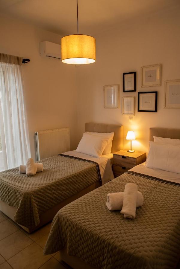 Agathi'S House Apartment Митикас Екстериор снимка